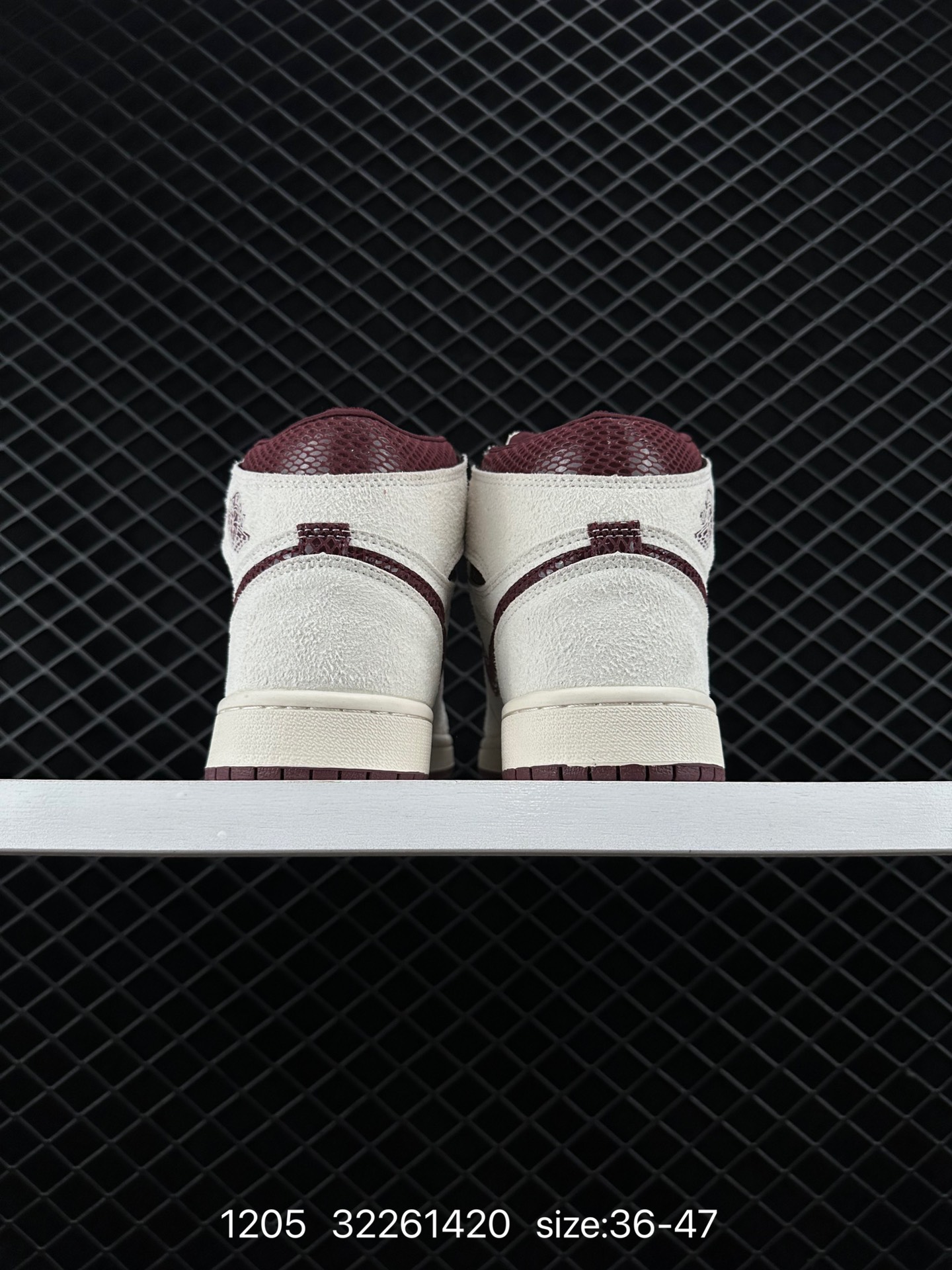 Air Jordan 1 Mid AJ1